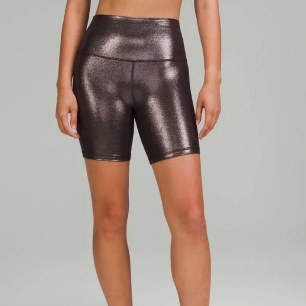 Lululemon Align High-Rise Short - NEVER WORN - 🔥 Rare find - Shiny